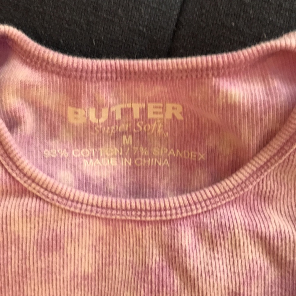 Butter top - EUC - Picture 4 of 4